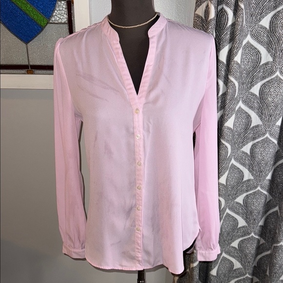 Untuckit Pale Pink Tab Collar Blouse SZ Small - Picture 1 of 6